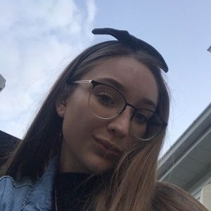 Meet your Posher, Catherine